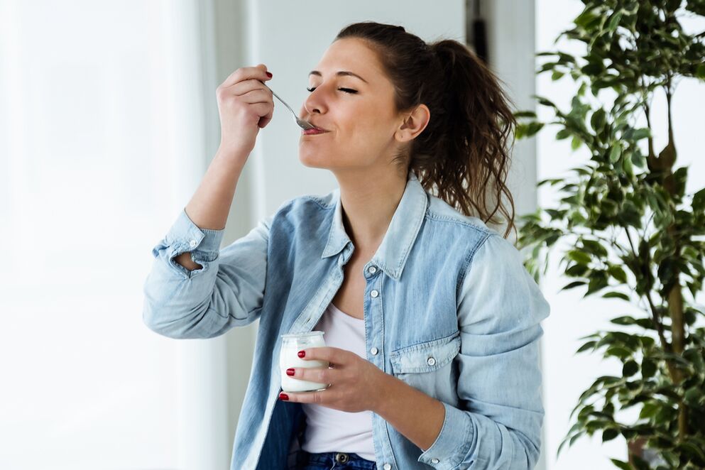 Regelmatige consumptie van yoghurt verbetert de darmfunctie